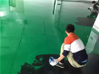 夏河下面给你一份环氧地坪漆施工的完整流程