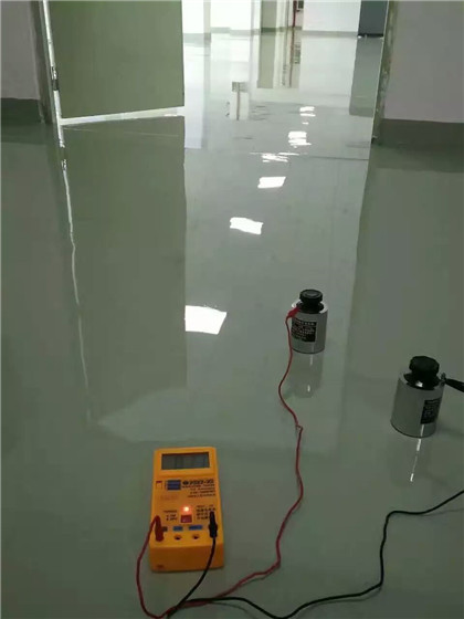 夏河 防静电自流平检测